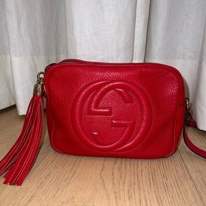 Gucci Pebbled Calfskin Small Soho Disco Bag Tabasco Red